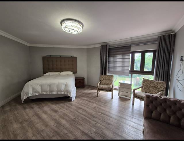 7 BEDROOM HOUSE FOR SALE IN LASIANDRA